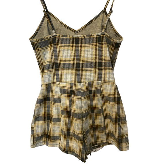 Popular Basics yellow and black plaid romper size Medium - Picture 2 of 8